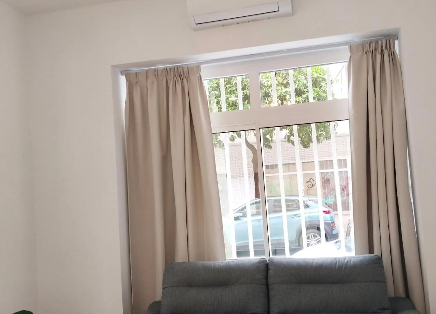 Lujoso Apartamento Frente La Feria De Sevilla, Los Remedios Apartment