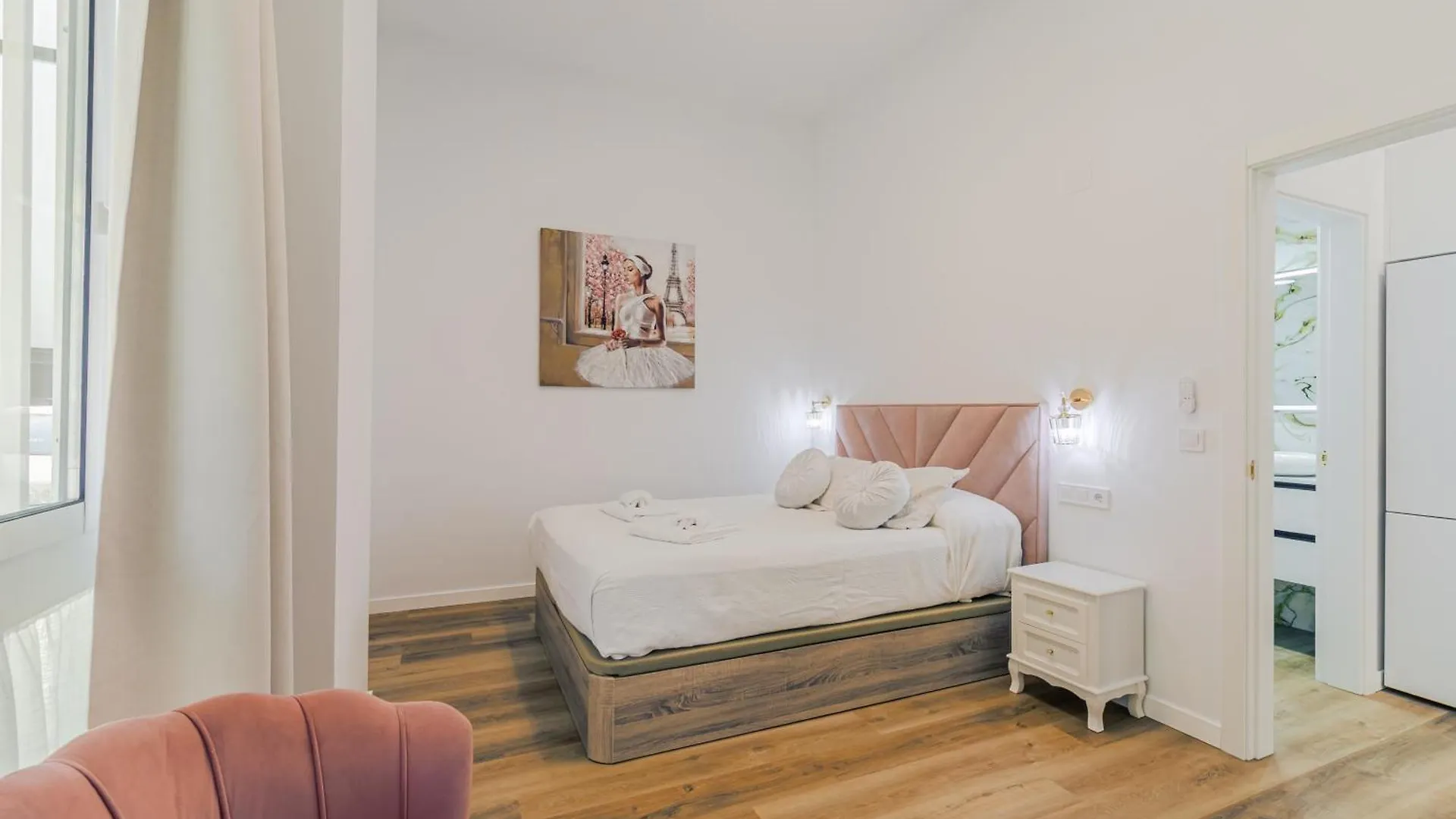 Lujoso Apartamento Frente La Feria De Sevilla, Los Remedios
