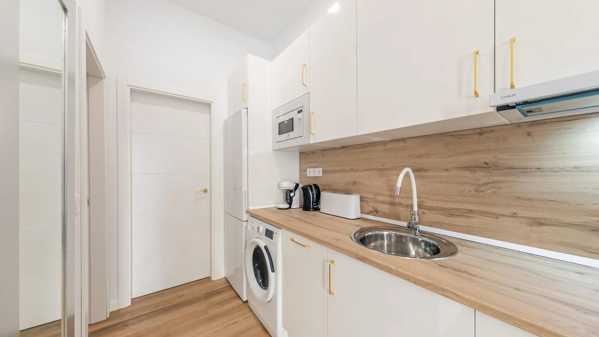 Appartamento Lujoso Apartamento Frente La Feria De Sevilla, Los Remedios Spagna